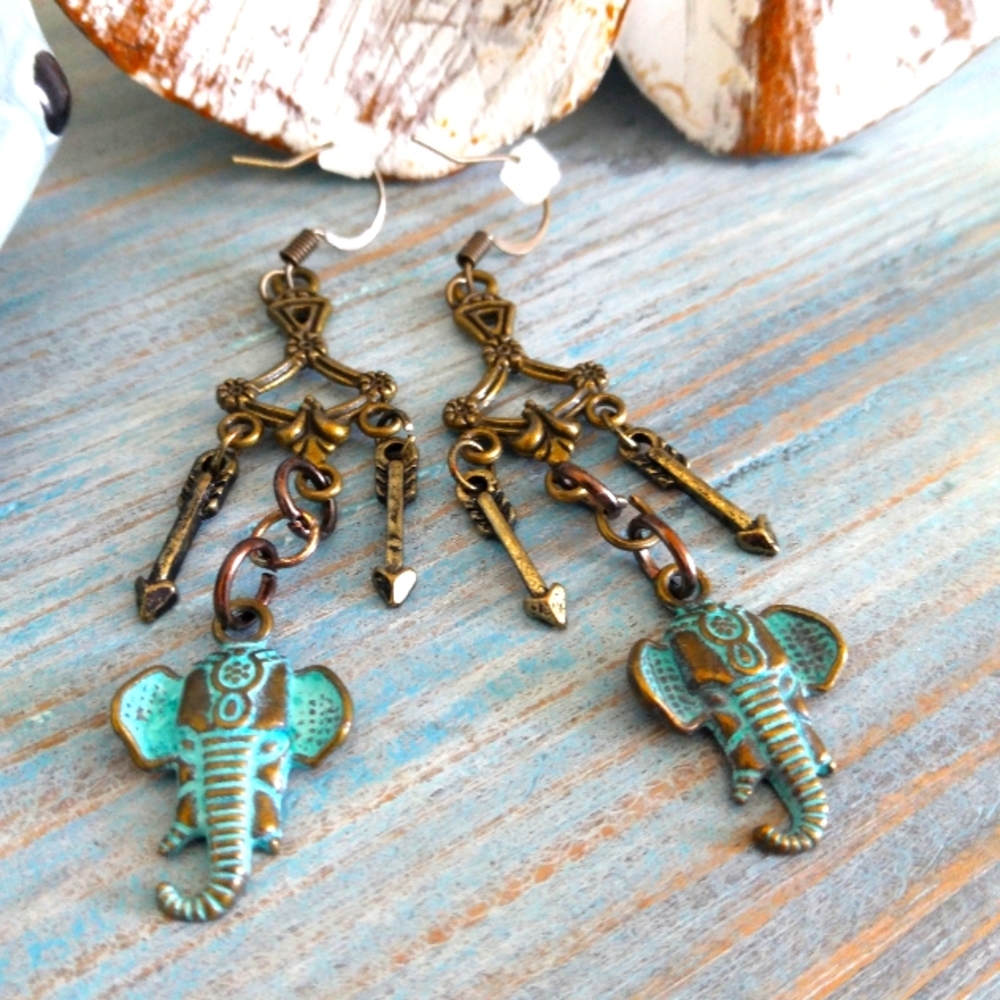 Handmade 'Elephant' theme earrings